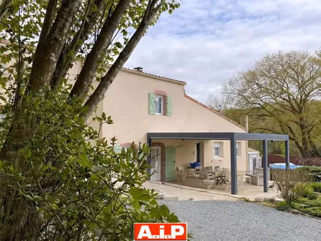 vente maison piscine au boupère (85510) : à vendre piscine / 147m² le boupère