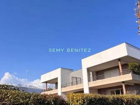 appartement 3 pièces 82 m²