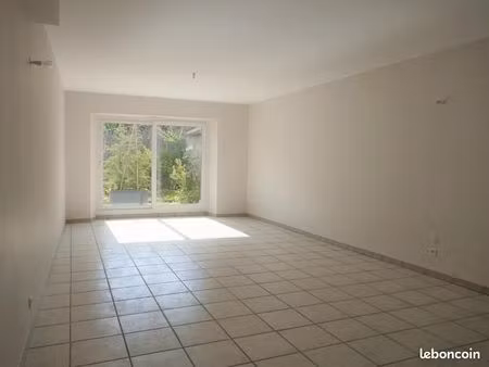 appartement 3 pièces 115 m²
