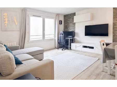 location appartement  m² t-3 à argenteuil  1 250 €