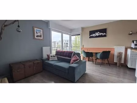 appartement t2 avec loggia et parking