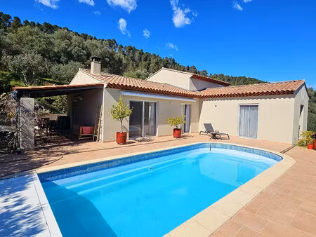 villa avec piscine le luc 6 pièce(s) 162.8 m2