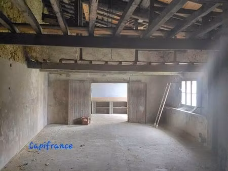 maison 2 pièces 81 m²