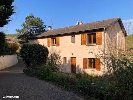 maison 7 pièces (145m2) avec grand jardin (1500m2)