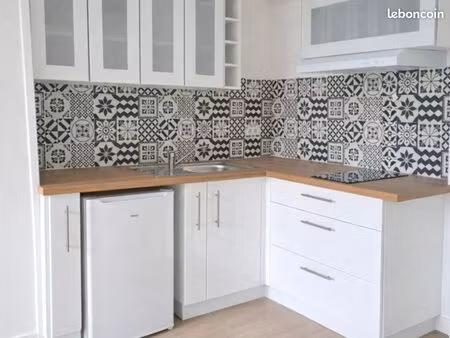 loue t1bis/t2 rénové 2ème étage à rouen/darnetal