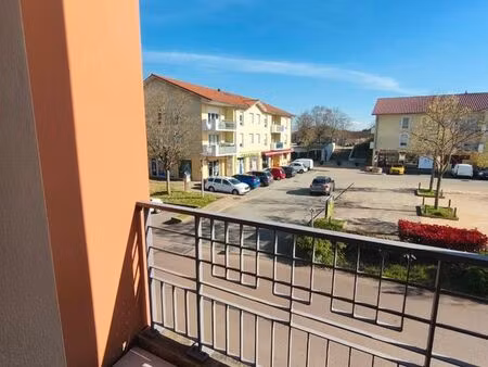 à louer – appartement t2 – 54 m² – montanay (centre-ville)