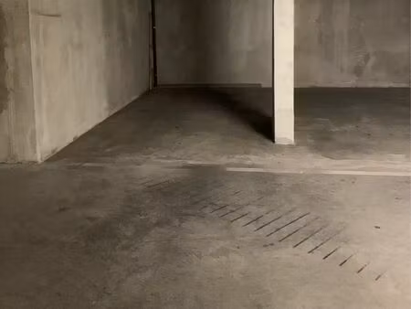 location parking draguignan