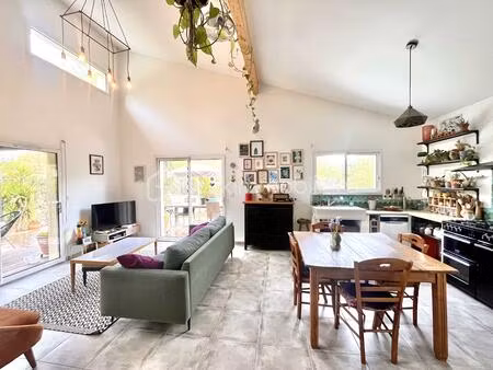 maison contemporaine de 102 m² à grayan-et-l'hopital