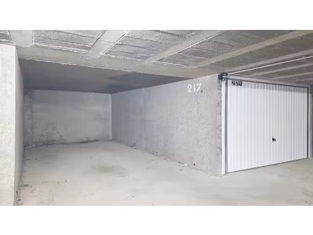 vente garage et parking à lannion (22300) : à vendre / 13m² lannion