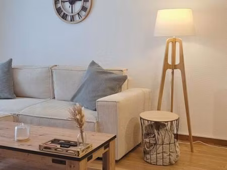 grand t2 - dpe d - parking privatif - très peu de charges - avanne-aveney