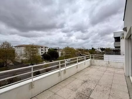 t3 bordeaux cauderan