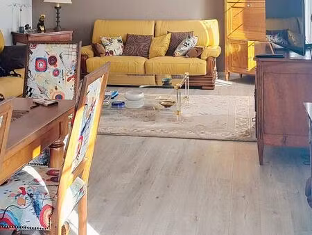 viager haut de villa + terrain  dame 75ans.