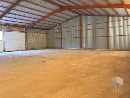 montelimar  entrepôt de 250 m2
