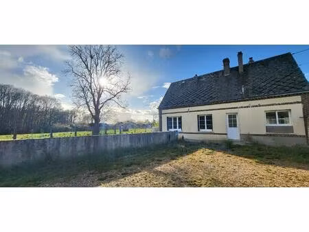 maison + dépendances sur 11 000 m²