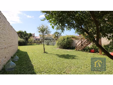 maison familiale avec appartement indépendant  garage terrasse et grand jardin