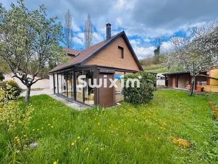 jolie maison sur terrain dans un bourg prisé