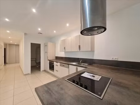 à louer appartement 125 m² – 825 € |la bresse