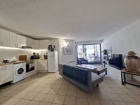 location appartement 3 pièces 65m² nimes 30900