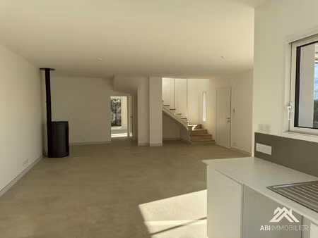 location maison 4 pièces 111m² st jean de vedas 34430