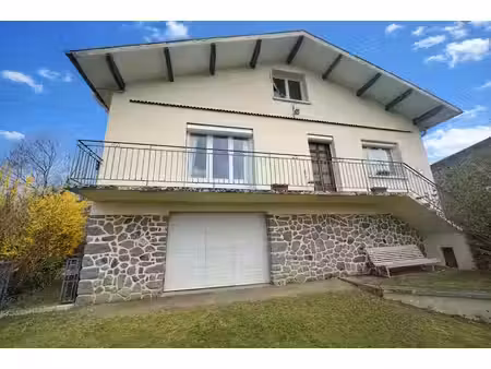vente maison 5 pièces 115 m² à celles-sur-durolle (63250)  135 000 €