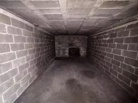 location parking valence 26000