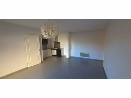 achat appartement 3 pièces 59m² istres 13800