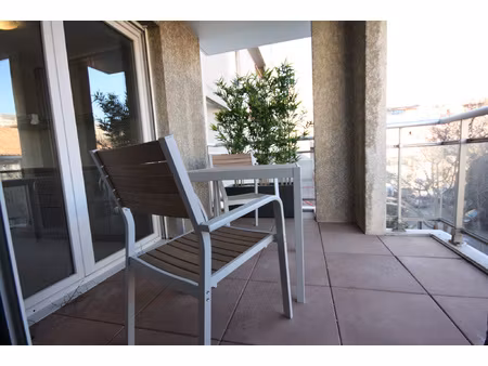 magnifique t2 meublé de 48m2 situé dans le quartier du rouet