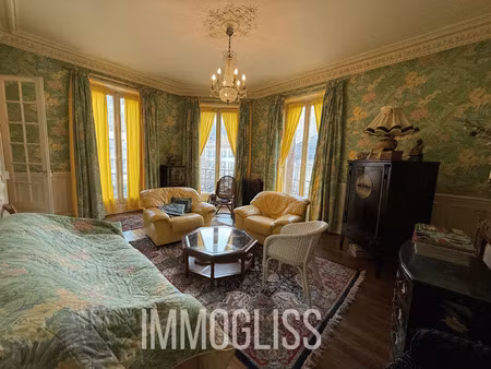 vente appartement 8 pièces 177 m² barcelonnette (04400)