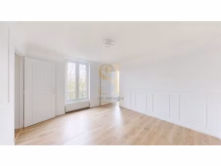 très bel appartement f2 !!