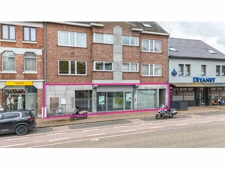 ruim en goed gelegen kantoor op toplocatie!