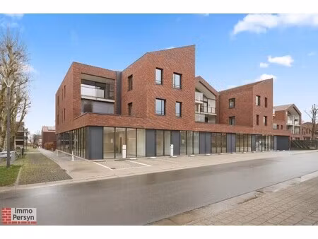 uniek bedrijfsgebouw nabij de ring van diest