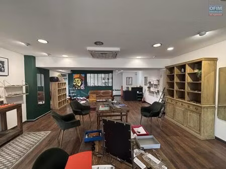 a vendre local commercial saint-leu centre