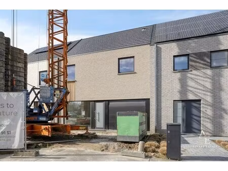 hofstade - zeer ruime nieuwbouwwoning (4 slk.) met inpandige garage en tuin