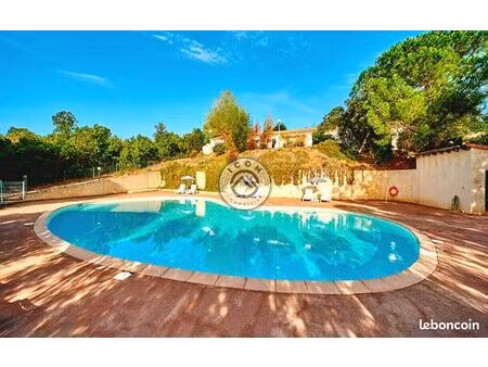 villa 3 pièces 35 m²
