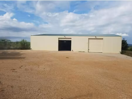 vente entrepôt 660 m²