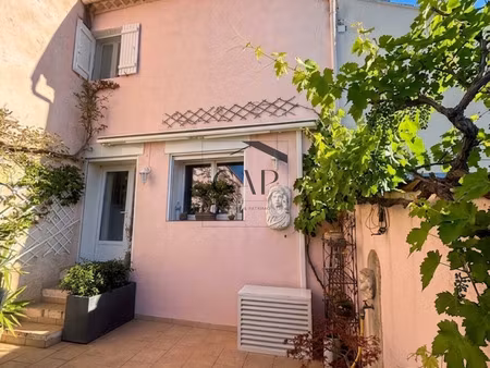 maison de village pleine de charme – bouc-bel-air avec terrasse  jardinet et parking