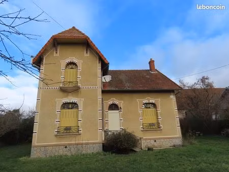 maison 7 pièces 143 m²