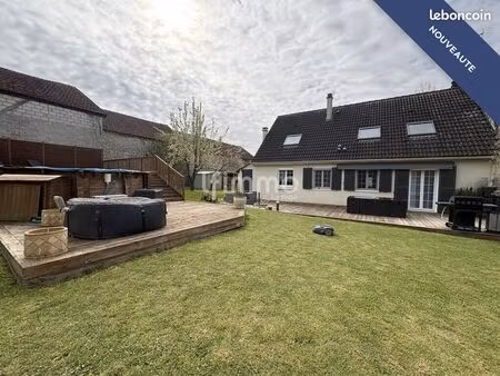 maison 6 pièces 175 m²