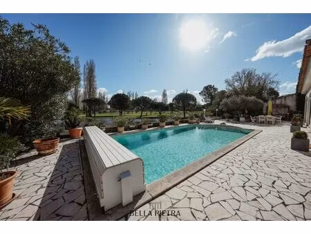 villa d'exception sur le golf de la grande motte