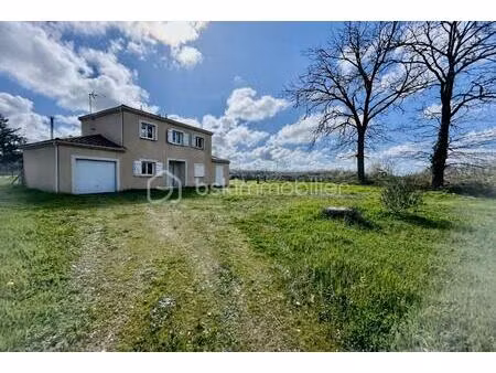 maison de 147 m² à saint-denis-de-pile