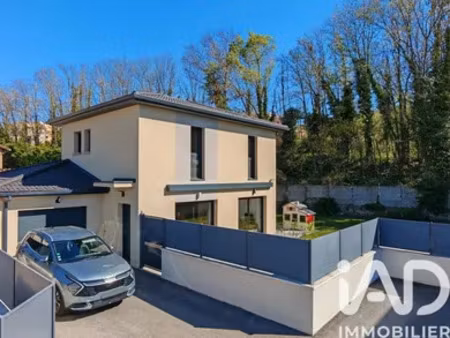 maison à neuville-sur-saône (69250)