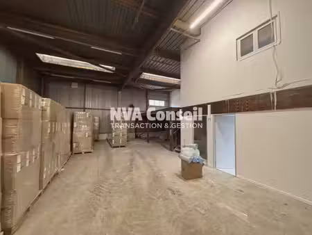 location entrepôt 280m²