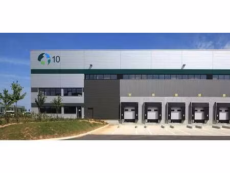 location entrepôt moissy cramayel 77550 20422m²