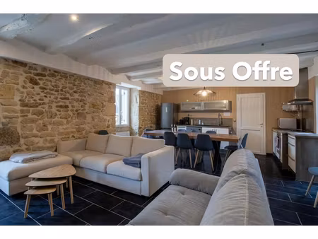 maison familiale 6 pièces sur terrain de 1441 m² avec piscine