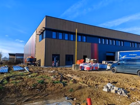 location entrepôt 1 517 m² à 12 208 m²