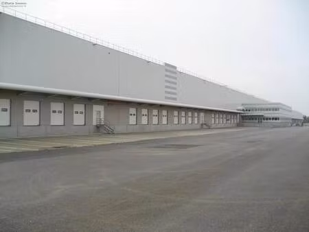 location entrepôt savigny sur clairis 89150 4924m² à 14776m²