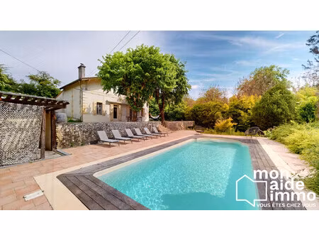 ancienne bergerie de 160m² sur 5000m² de terrain