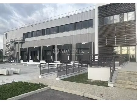 location entrepôt garges les gonesse 95140 2794m²