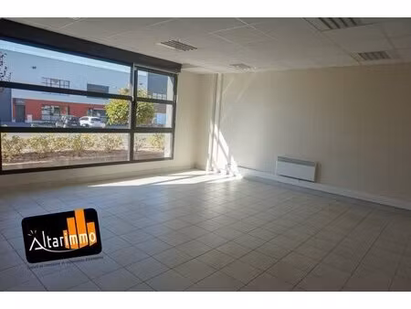 location local d’activités chartres 28630 210m²