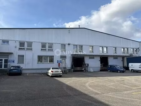 location local d'activités 5 644 m²